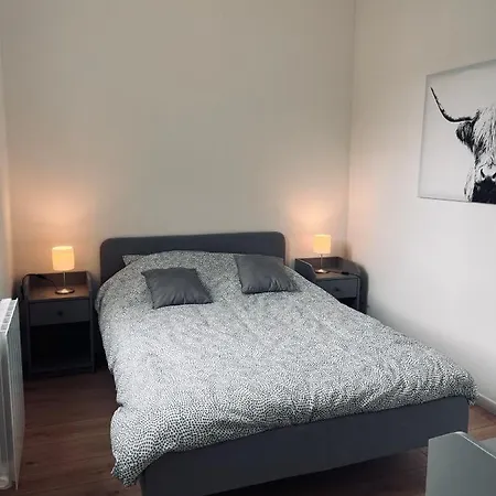 Rouen Les Chartreux Au Calme
